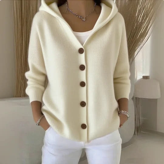 Emma™| Strickjacke mit Knöpfen und Kapuze